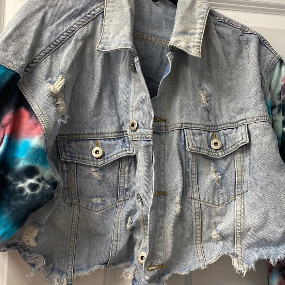 Jean jacket - Picture 2 of 6